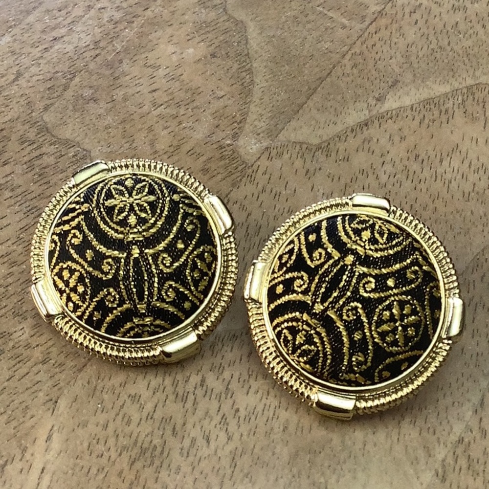 Gold toned earrings